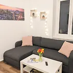 Urlaubsmagie - Ferienwohnung Unterholz - Sauna & Saisonaler Pool * Sebnitz