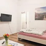 Urlaubsmagie - Ferienwohnung Unterholz - Sauna & Saisonaler Pool Sebnitz