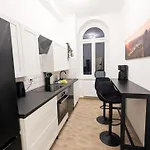 Urlaubsmagie - Ferienwohnung Unterholz - Sauna & Saisonaler Pool * Sebnitz