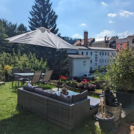 Urlaubsmagie - Ferienwohnung Unterholz - Sauna & Saisonaler Pool * Sebnitz