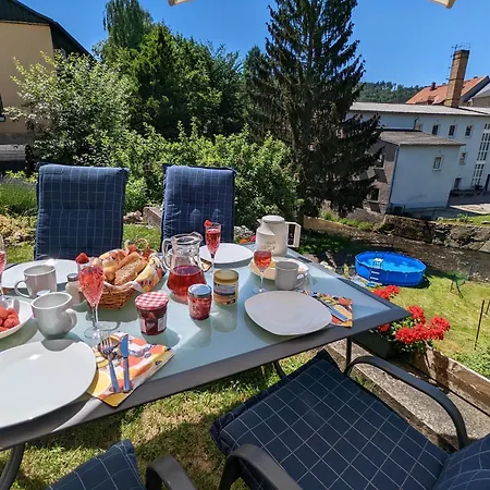 Urlaubsmagie - Unterholz - Sauna & Saisonaler Pool Sebnitz